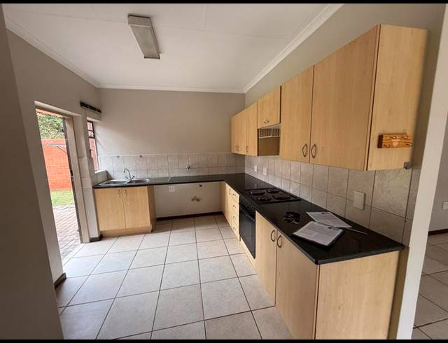 2 BEDROOM TOWNHOUSE FOR SALE IN BROOKLANDS LIFESTYLE ESTATE